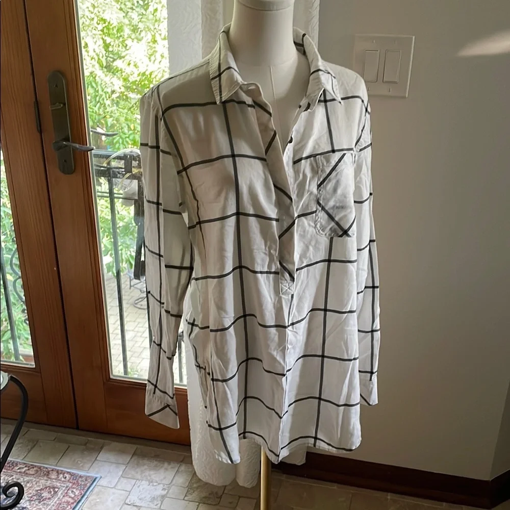 Athleta Presidio White and Black Checkered Button-Up Shirt Tunic EUC - Picture 5 of 9